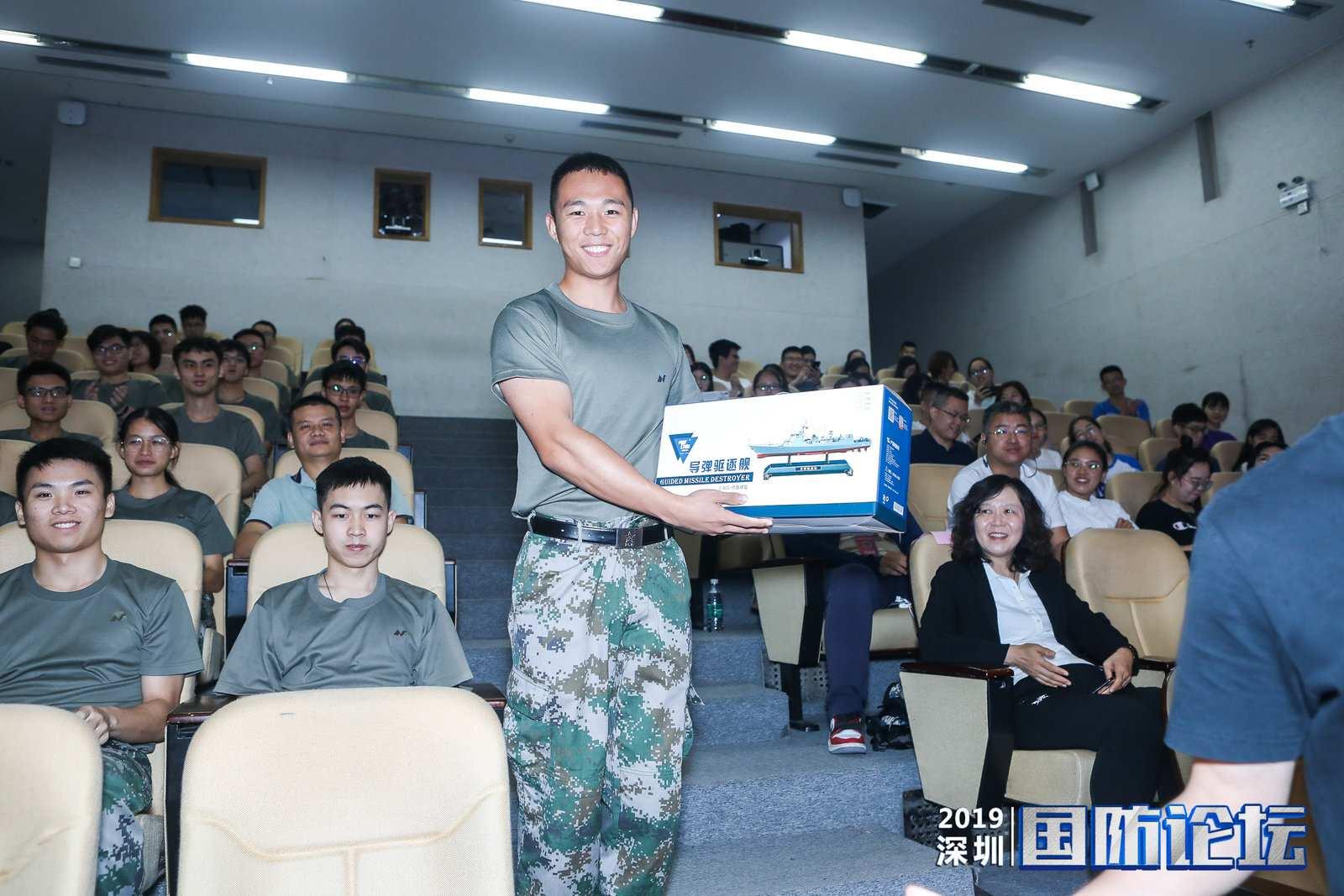 军情直播间嘉宾的独特视角与深度解析，军情直播间嘉宾的独特视角与深度解析，军事专家深度探讨军事动态与战略分析