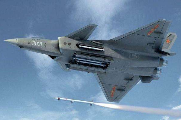 歼-20与F-22，两款先进战斗机之差异解析，歼-20与F-22，两款先进战斗机性能差异深度解析