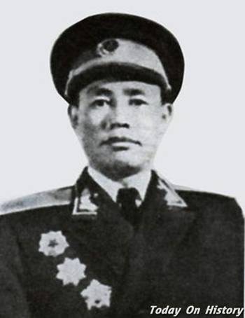 张微微少将简历——一位杰出的军事领袖，张微微少将，杰出军事领袖的简历揭秘
