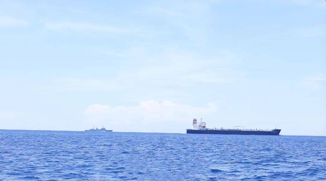 中国人民海军175舰，捍卫海洋，展示大国力量，中国人民海军175舰，捍卫海洋主权，展示大国力量