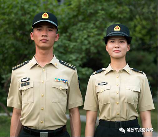 中国人民解放军火箭军军服，荣耀与力量的象征，中国人民解放军火箭军军服，荣耀与力量的标志