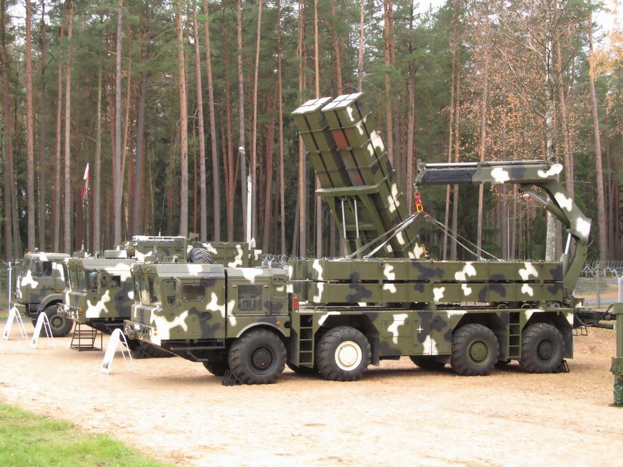 新型武器，重塑现代战争形态与军事力量格局，新型武器重塑现代战争形态与军事力量分布格局