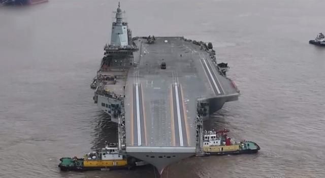 福建舰及其他中国海军舰艇的力量展示，福建舰与中国海军舰艇力量展示，彰显国家海洋实力