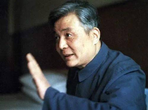 两弹一星之父到底是谁，邓稼先的卓越贡献与不朽传奇，邓稼先，两弹一星之父的卓越贡献与不朽传奇