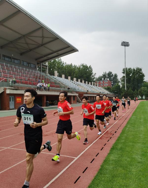 新闻发布的依据，构建透明、公正、可信的信息交流平台，构建透明、公正、可信的信息交流平台，新闻发布的基石