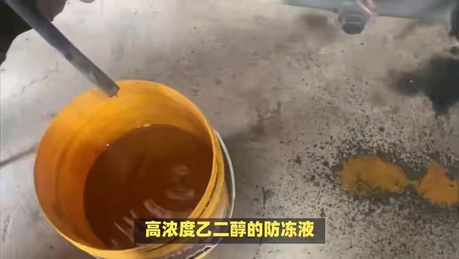 捡白酒喝完抢救21天，生与死的边缘挣扎，捡白酒喝完抢救21天，生死边缘的挣扎之路