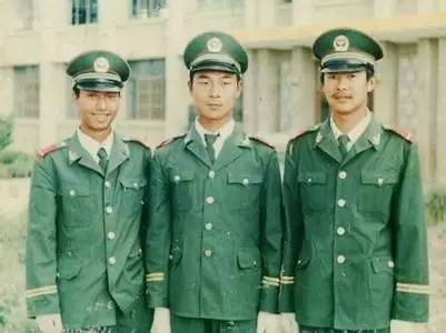 探索中国武警的革新力量，87式武警装备与技术进步，中国武警革新力量揭秘，87式装备与技术进步探索