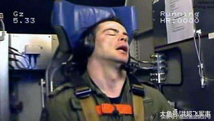 F-15K战斗机的卓越性能与传奇实力，究竟厉不厉害？，F-15K战斗机的卓越性能与传奇实力解析，实力究竟如何？