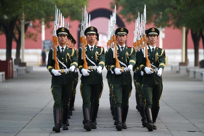 三军仪仗队男兵身高要求，探究与解析，三军仪仗队男兵身高要求揭秘与探究