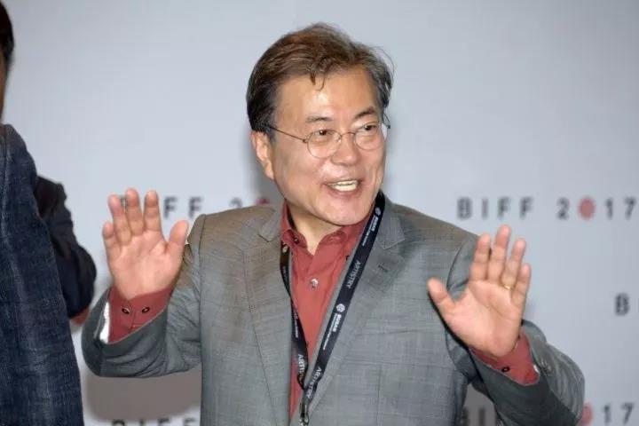 文在寅行华,探寻传统与现代交融之美,文在寅行华,传统与现代交融之美的探寻