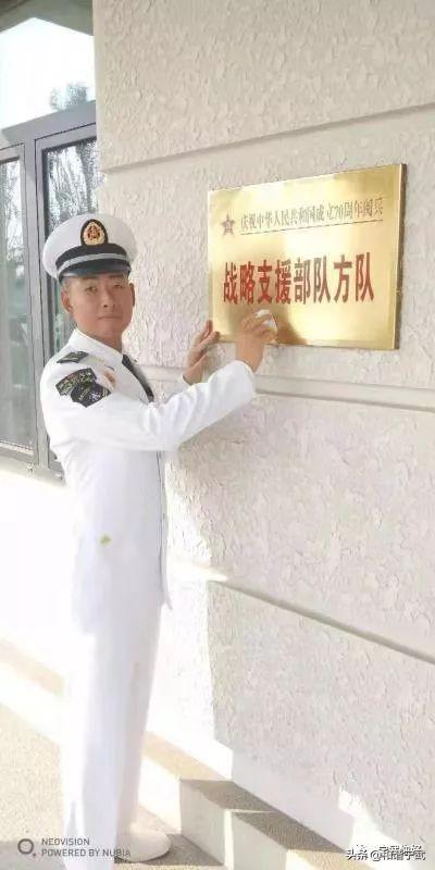 陆军方队总教练，塑造荣耀与威严的领航者，陆军方队总教练，领航荣耀与威严的塑造者