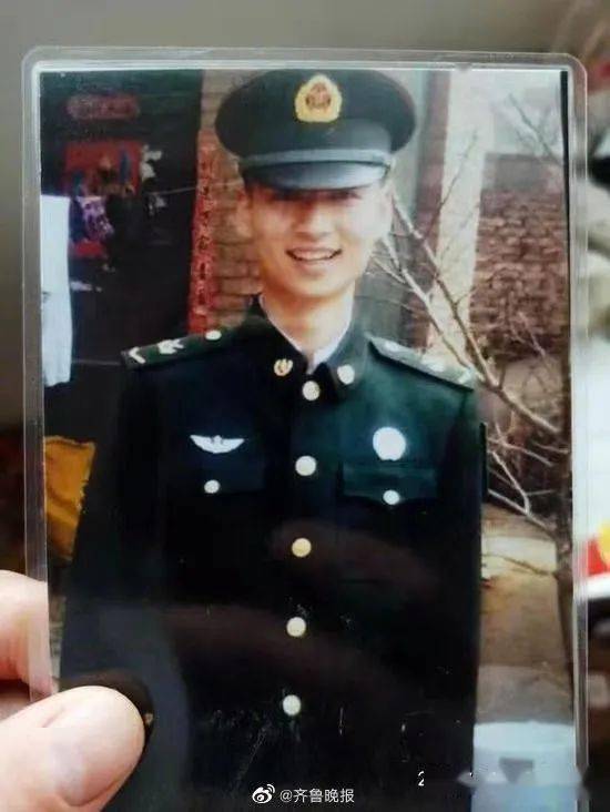 肖思远和那个女孩，一段跨越时空的情感故事，跨越时空的情感传奇，肖思远与女孩的动人故事