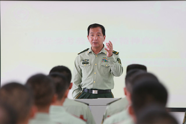 丁晓兵军阶，荣耀与担当的象征，丁晓兵军阶，荣耀与担当的象征标签