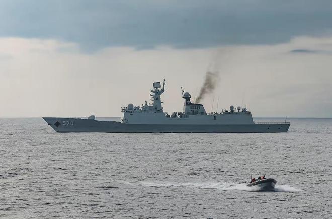 海军红旗-16C防空导弹，捍卫海域安全的强大力量，海军红旗-16C防空导弹，捍卫海域的坚实盾牌