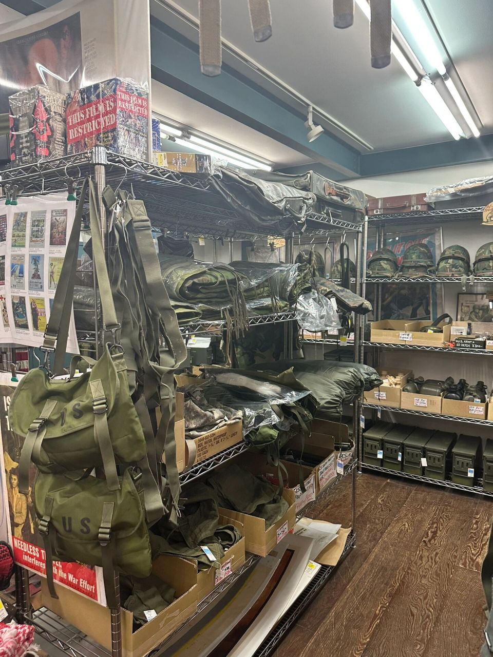 中外军品网实体店，探索军事装备的新领域，中外军品网实体店，军事装备新领域探索