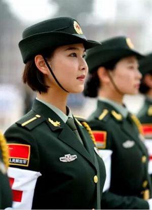 中国女兵照片，展现力量与荣耀的篇章，中国女兵风采，力量与荣耀的篇章