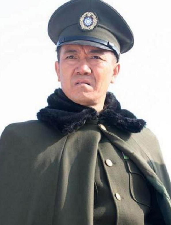 最帅军装，荣耀与力量的象征，最帅军装，荣耀力量的象征之巅