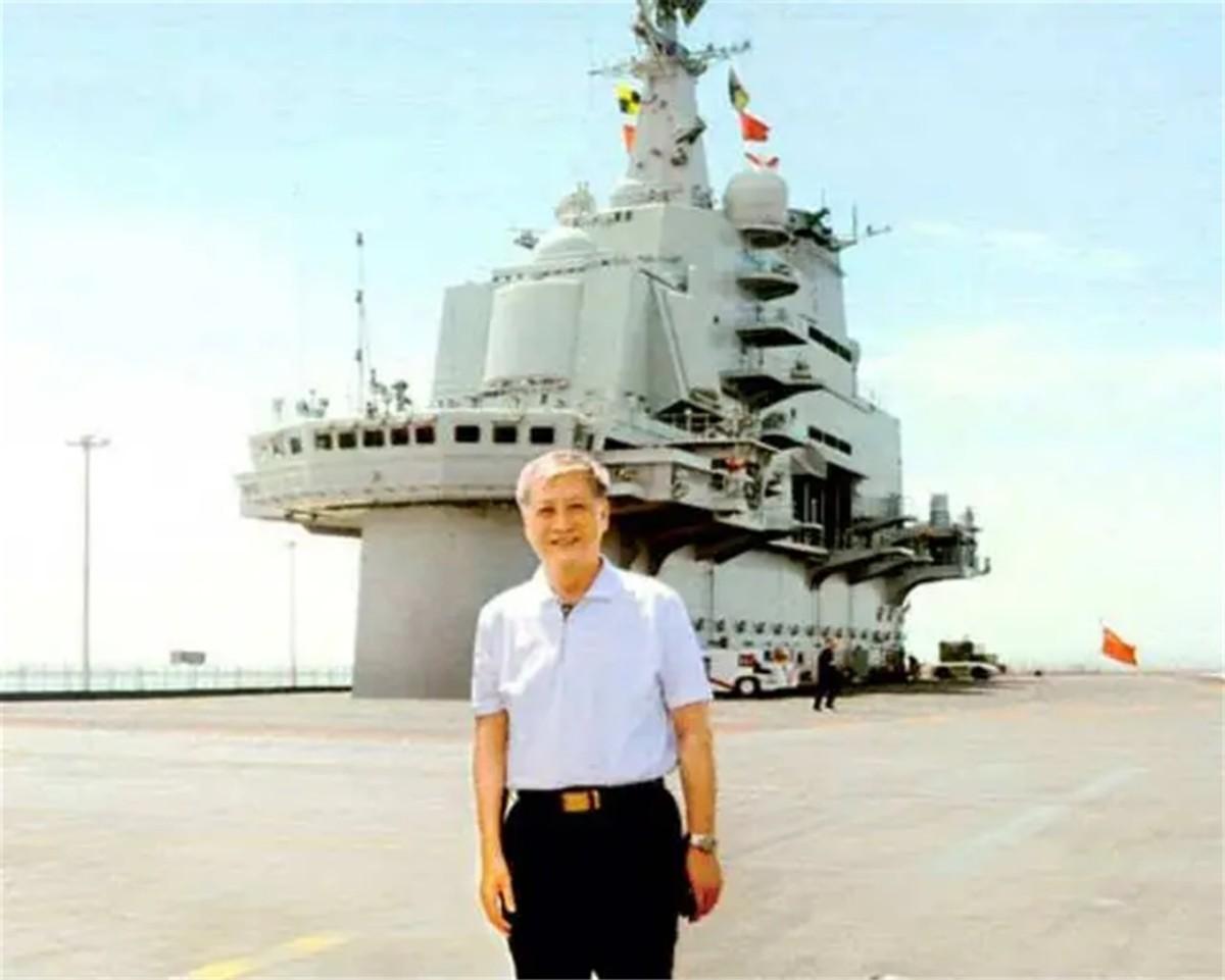 辽宁舰目前停靠地点揭秘，辽宁舰最新停靠地点揭晓