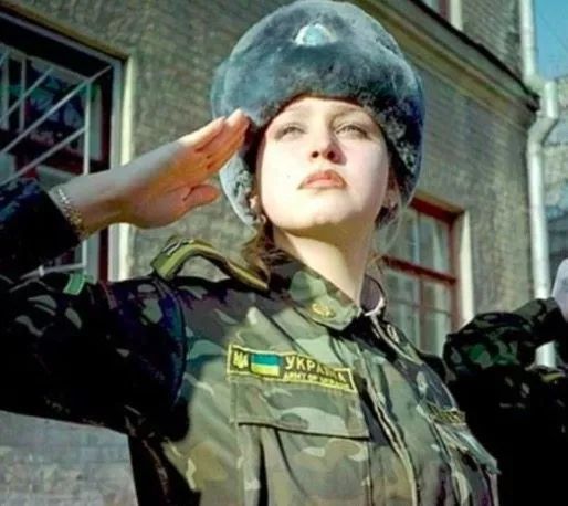 世界女兵图片高清，展现力量与荣耀的篇章，世界女兵高清图片，力量与荣耀的展现