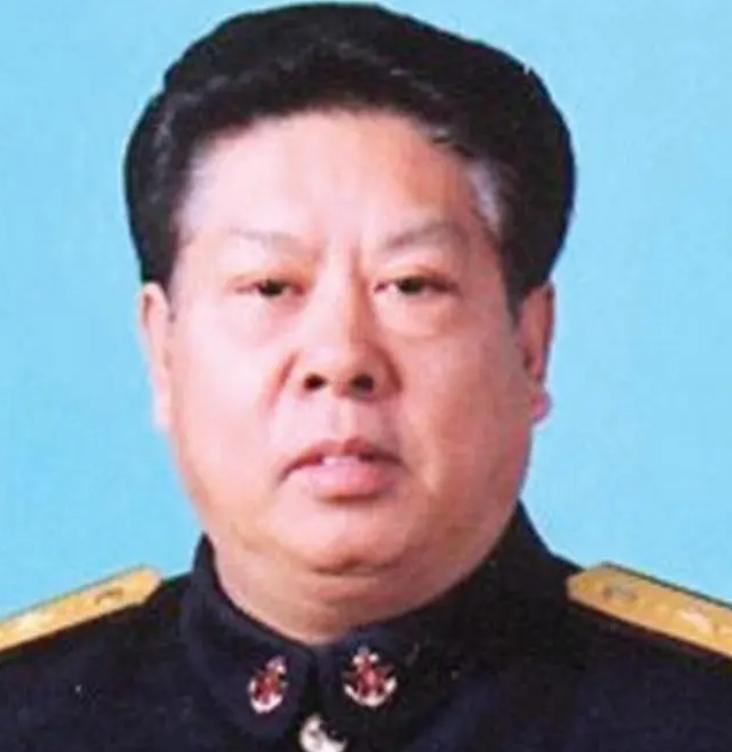 海军司令员与军事领导体制，级别与职责的解读，海军司令员与军事领导体制，级别、职责深度解读