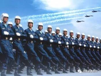 震撼心灵,彰显国威——观2017年大阅兵有感,震撼心灵,展现大国风采——观2017年大阅兵有感