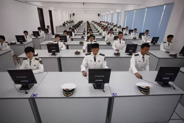 海军大连舰艇学院首页,探索中国海军精英的摇篮,海军大连舰艇学院首页,中国海军精英摇篮的探索