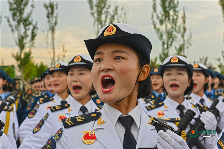 中国女兵方队大全,荣耀与风采的展现,中国女兵方队风采展现,荣耀与力量传承