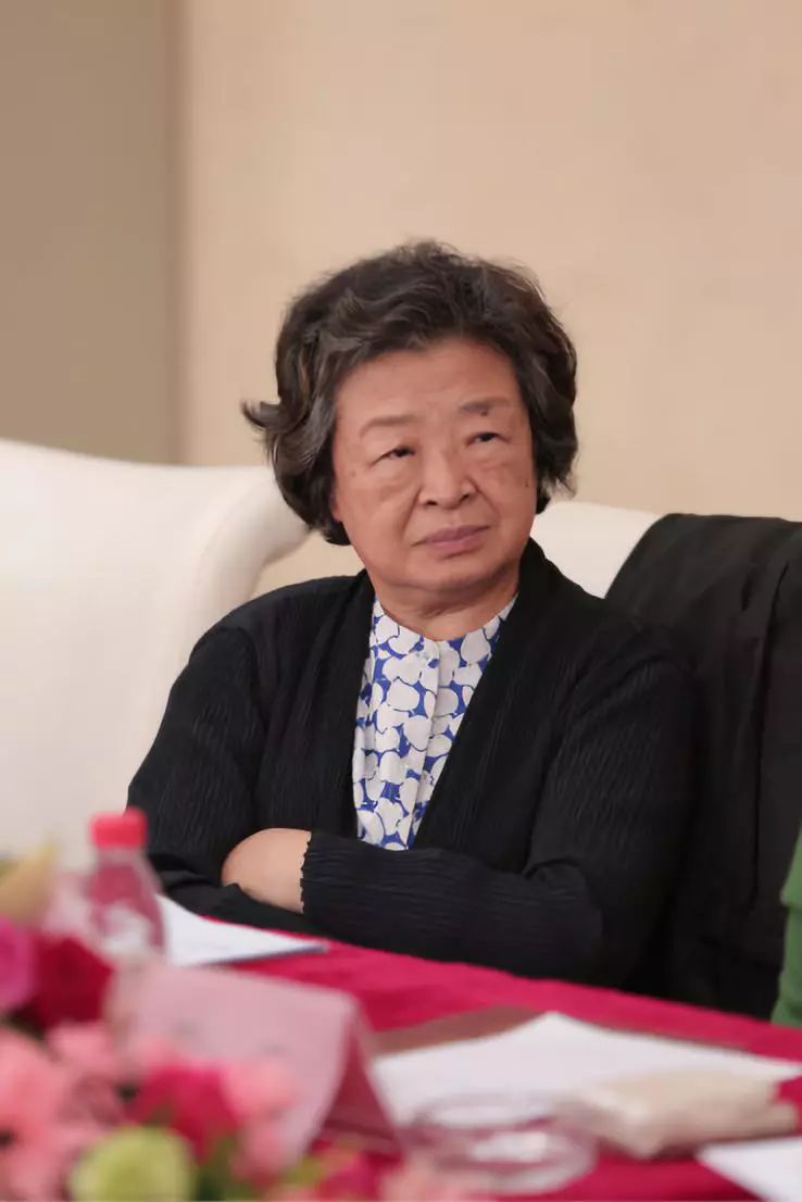 贺晓明,一位引人注目的时代人物,贺晓明,时代焦点人物