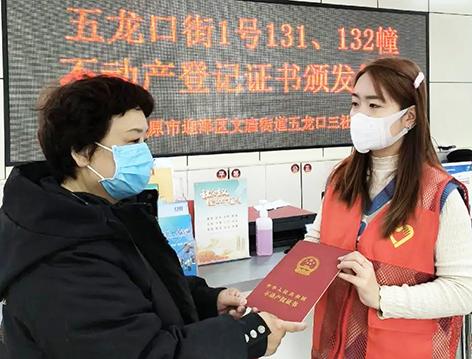 中国海军新利器——太原舰与131舰的简介及图片展示，中国海军新锐力量，太原舰与131舰揭秘及图片展示