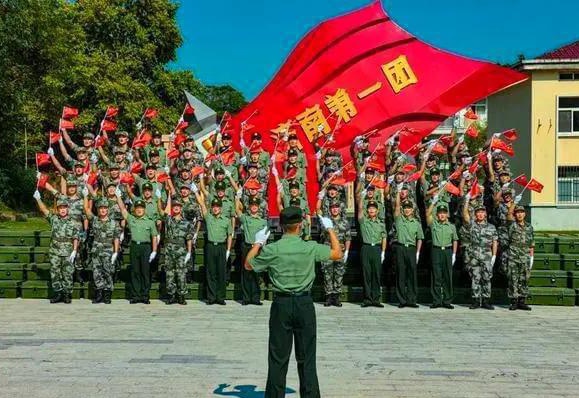 关于中国人民解放军陆军第1集团军第75师的研究报告,中国人民解放军陆军第1集团军第75师研究报告详解