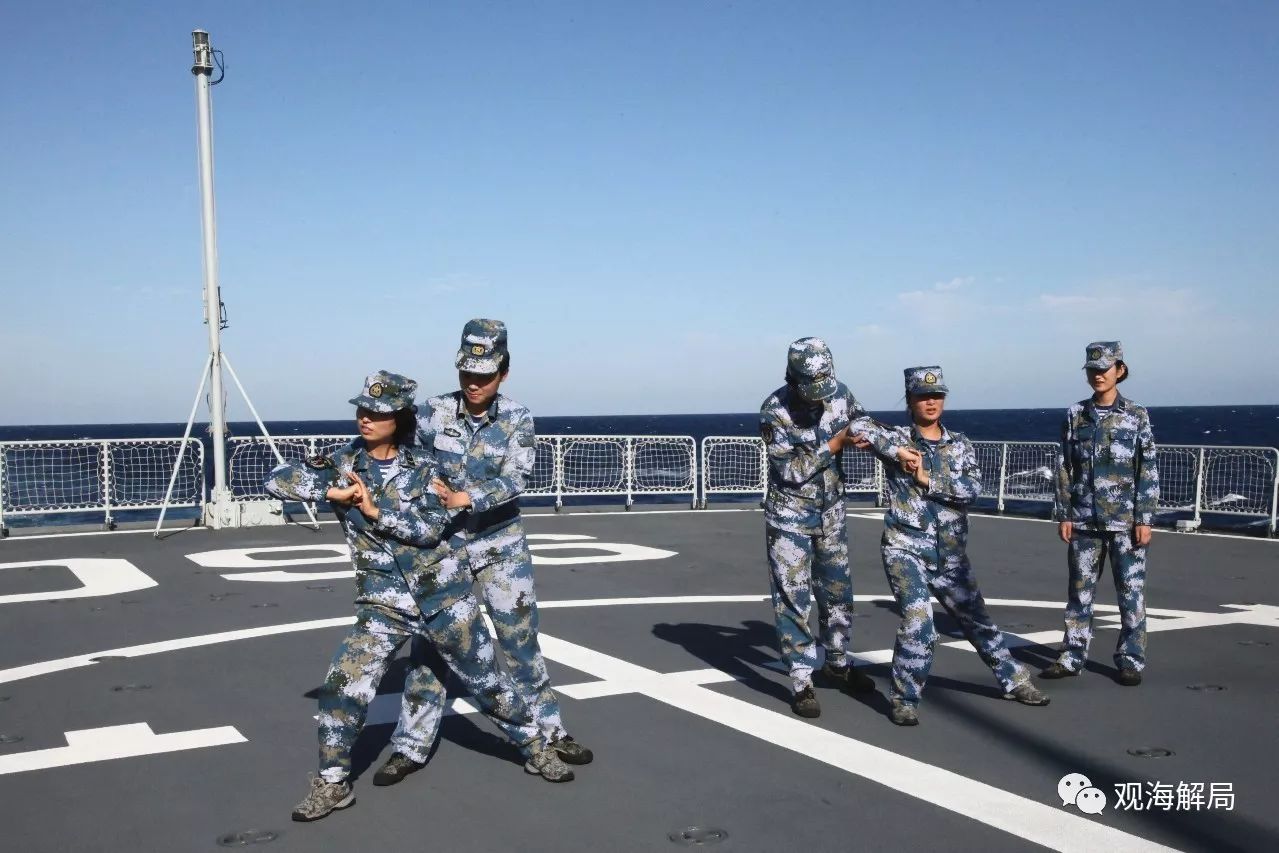 中国海军如何与海盗沟通,策略与行动的探索,中国海军与海盗沟通的策略与行动探索