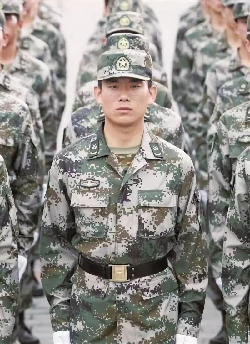 现在我军迷彩服种类及其特点,我军迷彩服种类及其特色概述