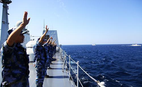 中国海军舰队编队首次赴亚丁湾索马里海域执行护航任务,中国海军舰队编队首赴亚丁湾索马里海域执行护航任务