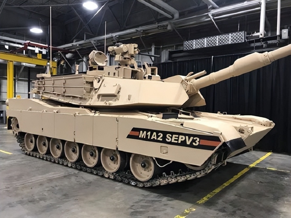 M1A2艾布拉姆斯车身长度,深度解析现代主战坦克的雄伟身姿,M1A2艾布拉姆斯主战坦克的车身长度深度解析,现代坦克雄伟身姿的探究