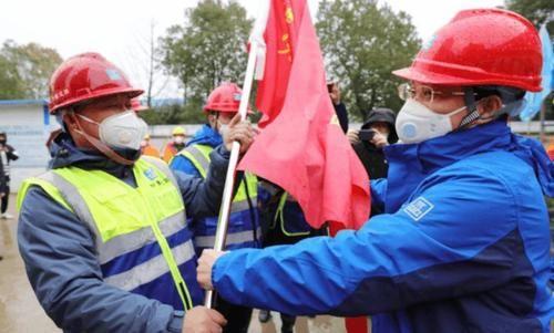 中国人民志愿军战歌的词曲，永恒的旋律，不朽的情怀，中国人民志愿军战歌词曲永恒，情怀不朽