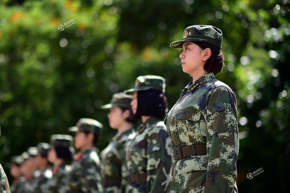 新时代巾帼英雄——记第十四集团军特战女兵的风采,新时代巾帼英雄——特战女兵的风采记第十四集团军篇