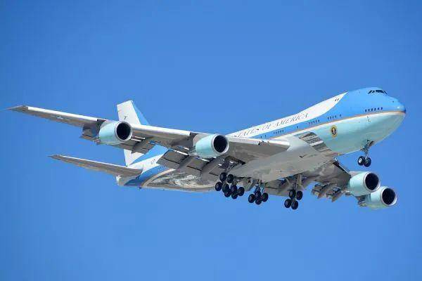 空军一号，揭秘总统专属飞行器的神秘面纱，空军一号，揭开总统专属飞行器的神秘面纱