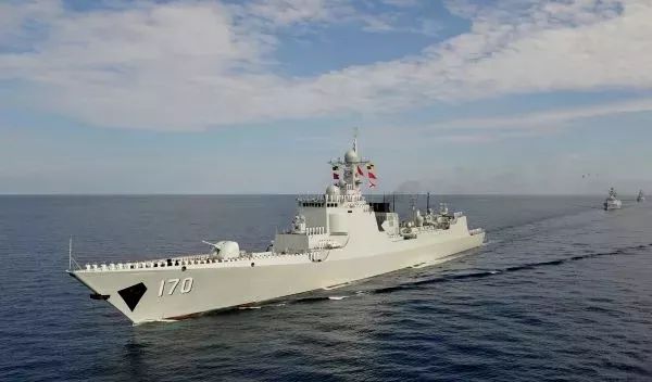 舷号170驱逐舰，中国海军的骄傲，中国海军骄傲，舷号170驱逐舰亮相！