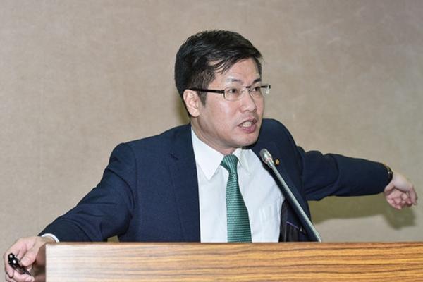 台湾最新消息,林静仪的风采与影响力,台湾林静仪风采再现,影响力持续升温