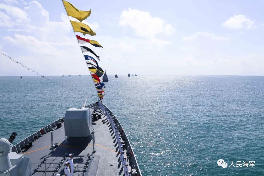 湛江舰水面以上高度，展现中国海军力量的骄傲与荣耀，湛江舰水面以上高度，中国海军力量的骄傲与荣耀风采