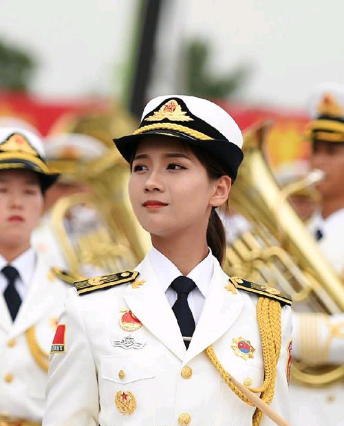 中国女兵图片高清大图，展现飒爽英姿与坚韧力量，中国女兵高清大图，飒爽英姿与坚韧力量展现
