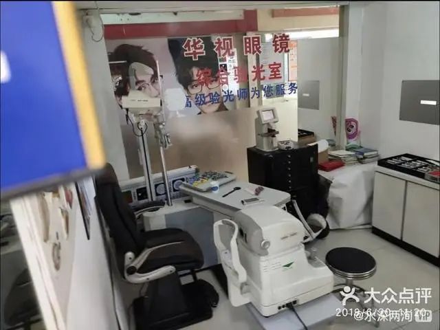 武汉海鲜市场女老板，坚韧与担当的写照，武汉海鲜市场女老板的坚韧与担当风采