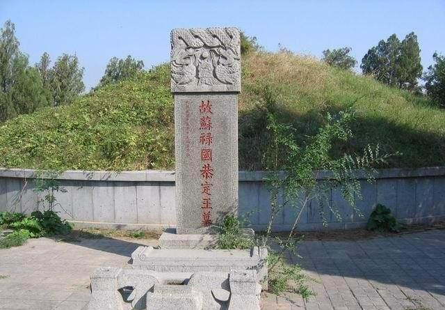 邓稼先的墓，历史的记忆与精神的永恒，邓稼先之墓，历史的记忆与不朽精神