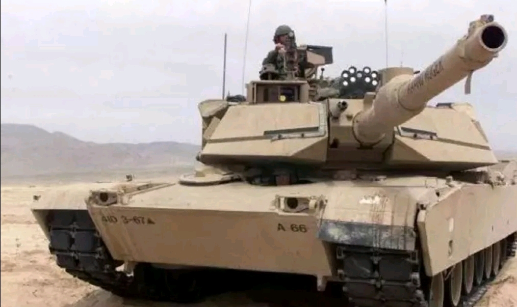M1A2艾布拉姆斯后续型号，技术革新与现代化改造的典范，M1A2艾布拉姆斯后续型号，技术革新与现代化改造的标杆