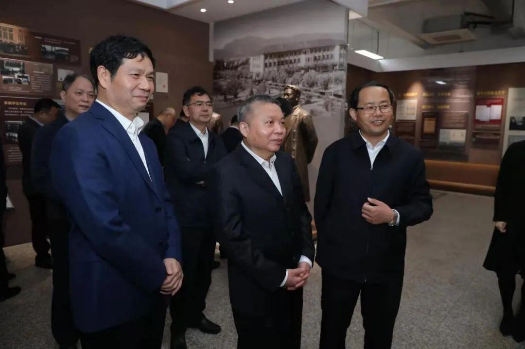 国防科工办主任的级别与职责，国防科工办主任的级别与职责详解