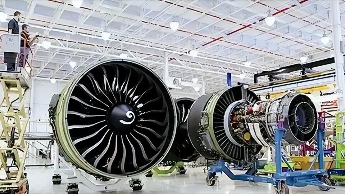 涡扇15矢量技术，推动航空工业发展的强大引擎，涡扇15矢量技术，航空工业发展的强大驱动力