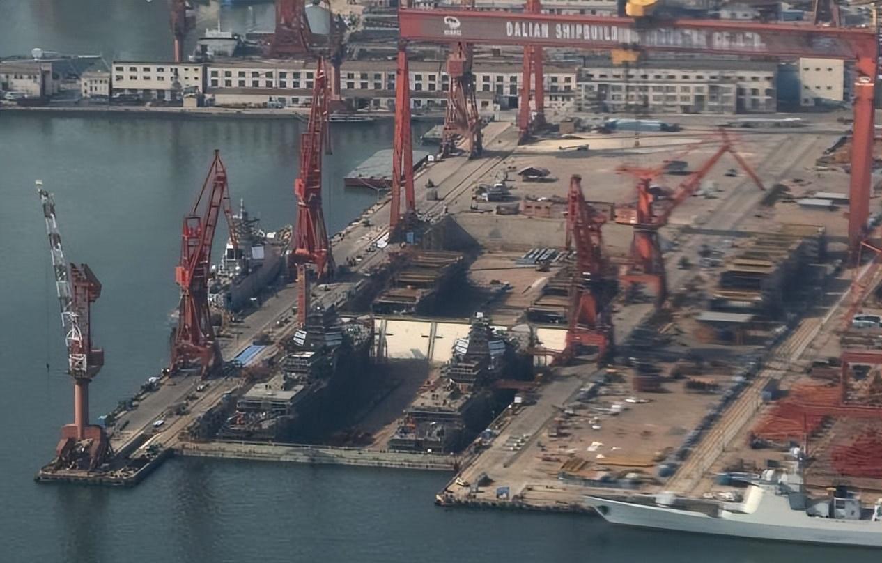 中国海军的骄傲，揭秘中国首艘航母辽宁舰（006号）的长度与实力，揭秘中国海军骄傲，首艘航母辽宁舰（006号）长度与实力全解析