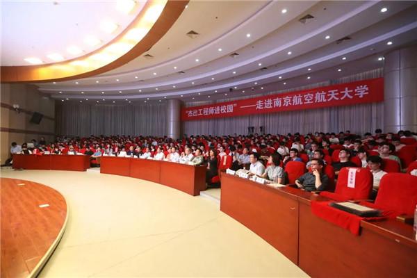 中央四军事节目嘉宾的独特视角与深度解读，中央四军事节目嘉宾的独特视角与深度解读，军事专家深度剖析军事话题