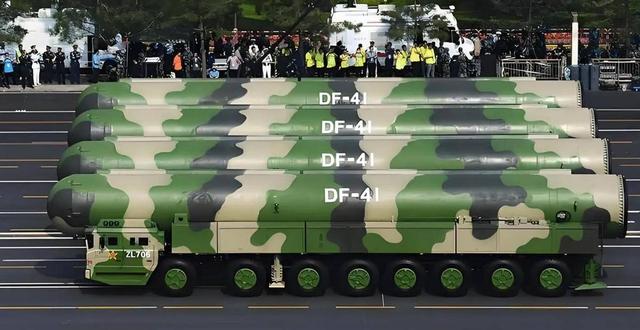 东风41洲际导弹是中国国家的战略武器，东风41洲际导弹，中国战略武器的骄傲
