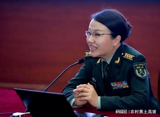 李莉国防大学头条号，聚焦军事精英的成长之路，李莉国防大学头条号，聚焦军事精英成长之路